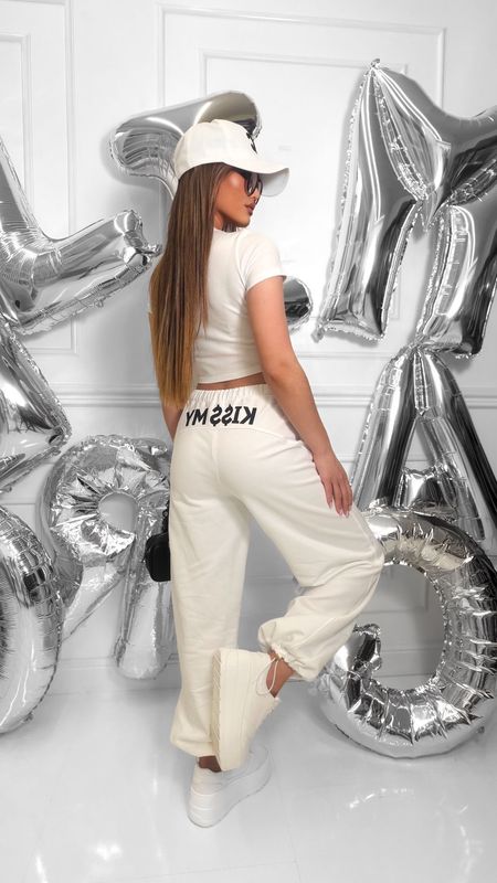 Komplet Dresowy Kiss My Śmietankowy